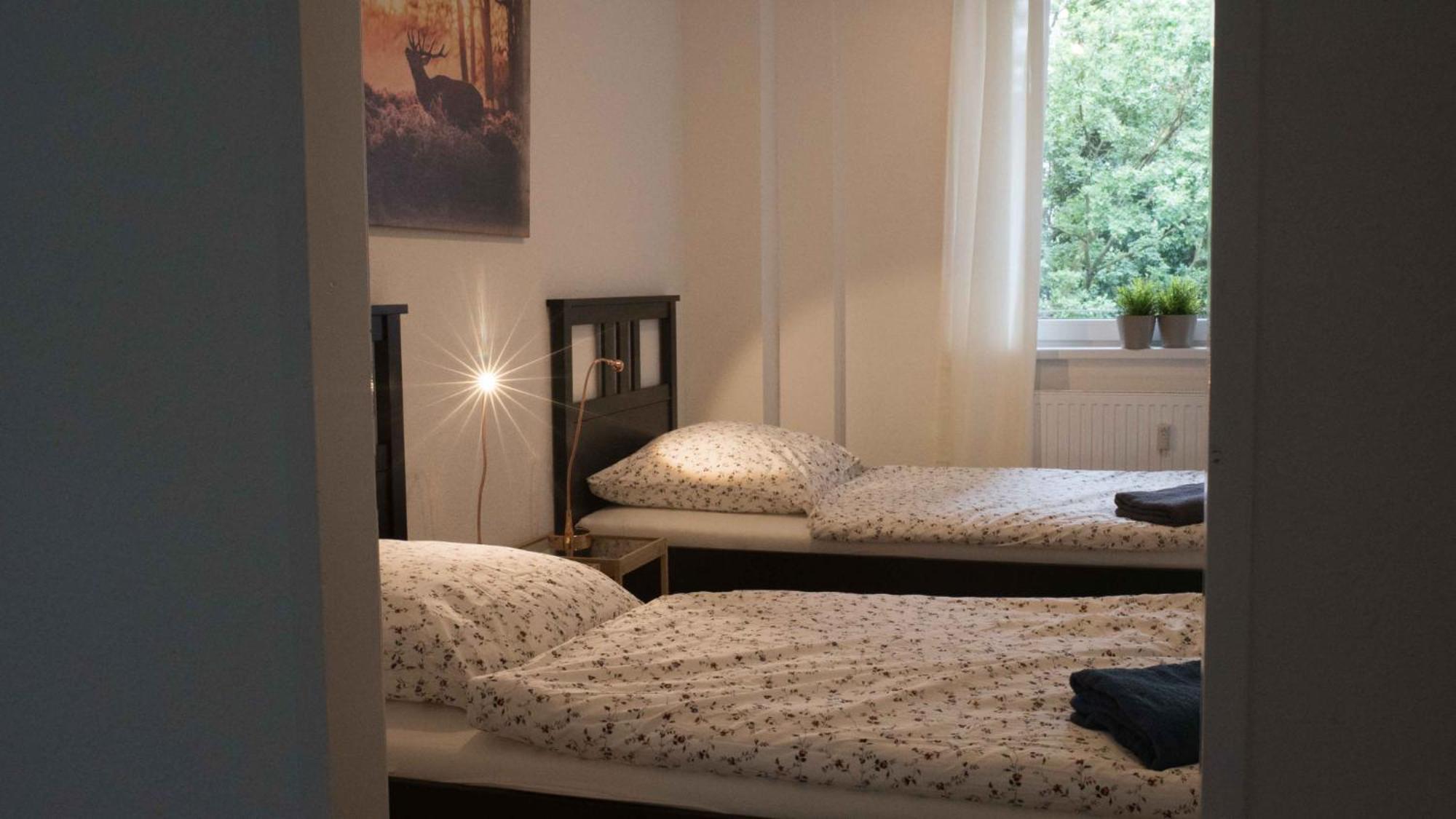 Work And Balcony Apartment Düsseldorf